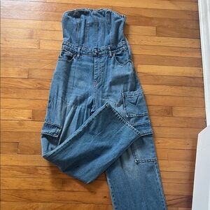 Wild Fable Blue halter top denim cargo jumpsuit, never worn before. 
Size-XS